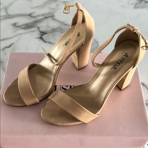 Women’s Nude Heels